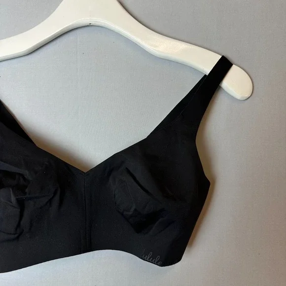 Lululemon Bra Womens 32C Black Like Nothing Lightweight Light Support Breathable - Picture 4 of 14